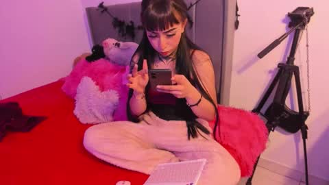 Lindaa maria  online show from 12-16-25, 06:29