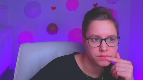 Linda online show from 02-23-25, 09:48