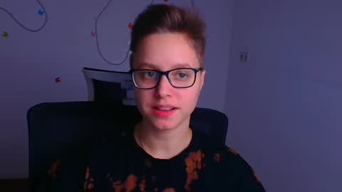 Linda online show from 03-06-25, 04:07