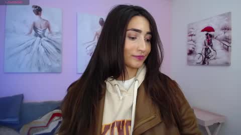 Snapshot of linda_morgan1 chatting on 02-11-25, 12:05 Maria Paula online show from 02-11-25, 12:05