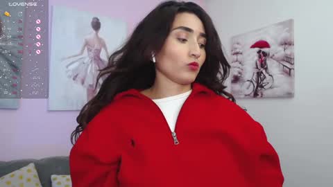 Snapshot of linda_morgan1 chatting on 02-18-25, 11:55 Maria Paula online show from 02-18-25, 11:55