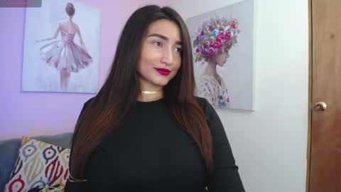 Snapshot of linda_morgan1 chatting on 02-25-25, 12:13 Maria Paula online show from 02-25-25, 12:13