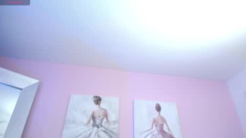 Snapshot of linda_morgan1 chatting on 02-26-25, 06:21 Maria Paula online show from 02-26-25, 06:21