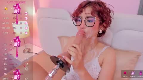linda_sofi__ online show from 02-26-25, 10:53