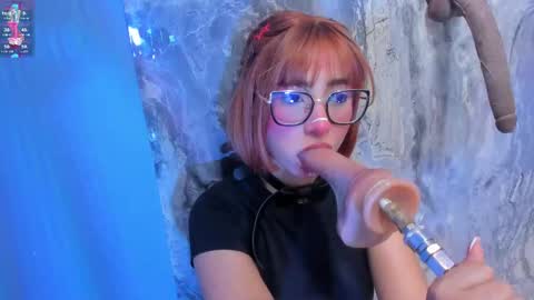 linda_sofi__ online show from 10-30-25, 07:58