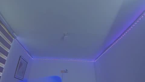   online show from 03-10-25, 08:45