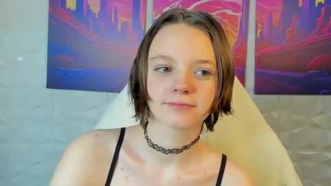 Snapshot of lindaa_bell chatting on 05-03-26, 01:11 My real name is Olivia online show from 05-03-26, 01:11