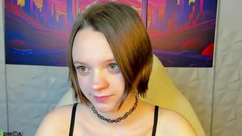 Snapshot of lindaa_bell chatting on 06-05-26, 01:23 My real name is Olivia online show from 06-05-26, 01:23