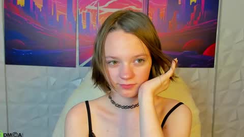 Snapshot of lindaa_bell chatting on 06-05-26, 06:52 My real name is Olivia online show from 06-05-26, 06:52