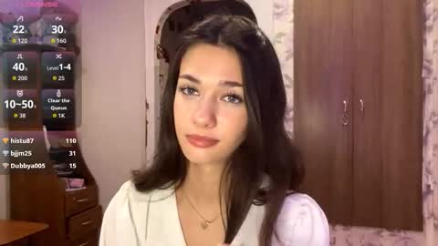 Snapshot of lindabirk chatting on 11-19-25, 12:38 Grace online show from 11-19-25, 12:38