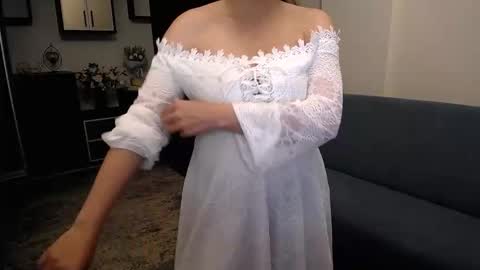 Linda Liony online show from 09-26-25, 04:00