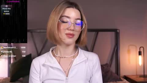 your Linda is back online show from 02-11-25, 11:32