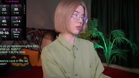 your Linda is back online show from 10-27-25, 04:16