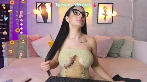 Alexandra online show from 02-25-25, 05:25