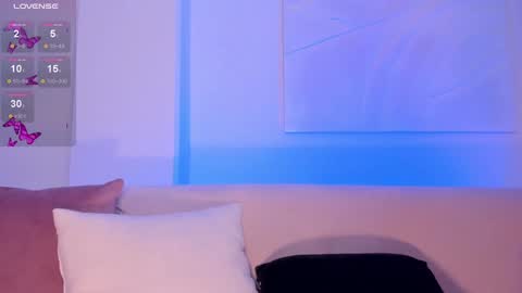 Lin  online show from 01-26-25, 02:52