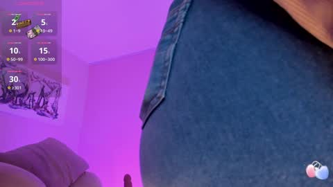 Lindsey Moss online show from 12-17-24, 10:34