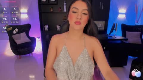 Lindsey Moss online show from 01-26-25, 09:40