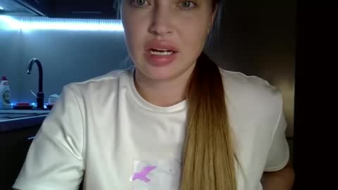 Anna online show from 05-23-26, 04:55