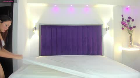 LINDA online show from 01-04-25, 11:54