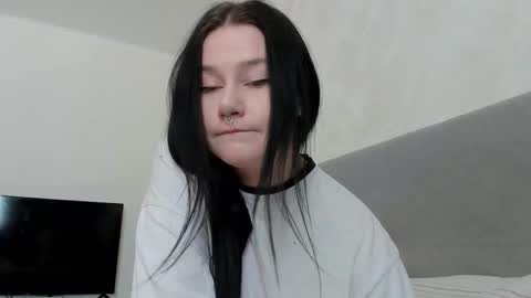 Lina online show from 02-24-26, 08:12