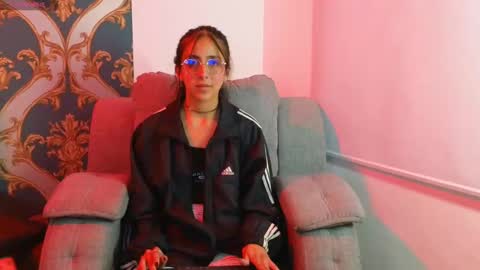 Snapshot of ling_ling24 chatting on 01-07-25, 03:24 ling ling24 online show from 01-07-25, 03:24