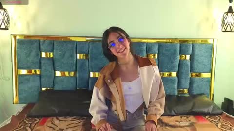 Snapshot of ling_ling24 chatting on 01-22-25, 03:31 ling ling24 online show from 01-22-25, 03:31