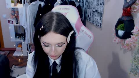 Snapshot of liniq chatting on 12-07-24, 11:45 Lina online show from 12-07-24, 11:45