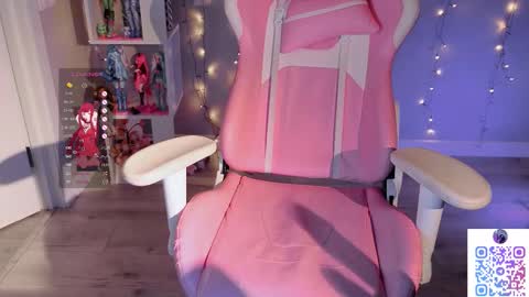 Snapshot of liniq chatting on 10-05-25, 09:56 Lina online show from 10-05-25, 09:56