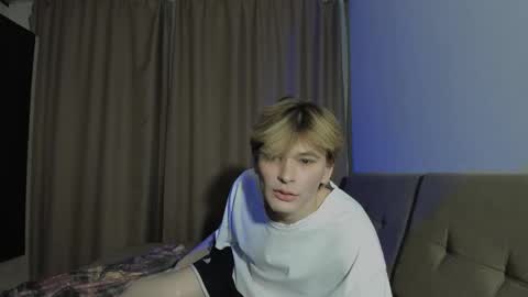 Snapshot of link_bb chatting on 12-05-25, 05:53 link_bb online show from 12-05-25, 05:53