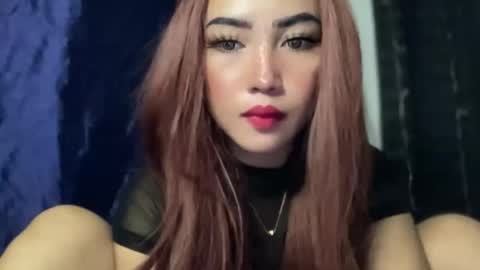 Snapshot of linkingqueens chatting on 11-25-25, 12:38 linkingqueens online show from 11-25-25, 12:38