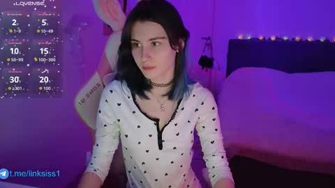 Snapshot of linksiss chatting on 01-06-26, 12:03 linksiss online show from 01-06-26, 12:03