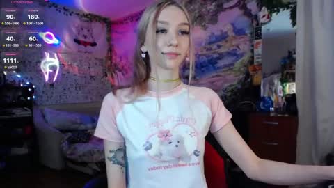 Snapshot of linlin_cuteeee chatting on 02-05-25, 10:44 Lin online show from 02-05-25, 10:44