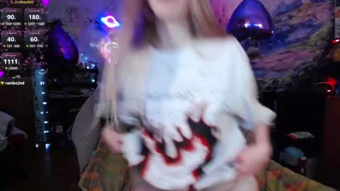 Snapshot of linlin_cuteeee chatting on 02-14-25, 06:19 Lin online show from 02-14-25, 06:19