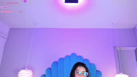 Linna online show from 02-23-25, 07:11