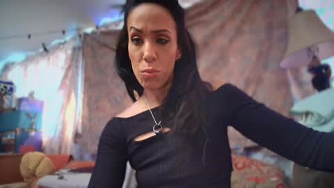 linuxgirlsudosu online show from 01-27-25, 05:04