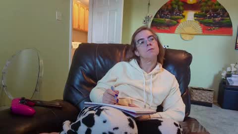 Linzy19 online show from 09-09-25, 01:32