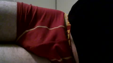 Snapshot of lion2662 chatting on 12-18-24, 08:25 lion2662 online show from 12-18-24, 08:25