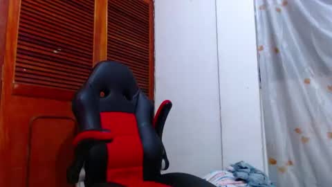 Snapshot of lion_grr chatting on 01-05-25, 03:11 lion_grr online show from 01-05-25, 03:11