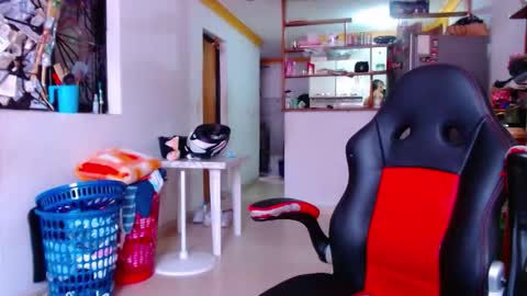 Snapshot of lion_grr chatting on 11-09-25, 02:37 lion_grr online show from 11-09-25, 02:37