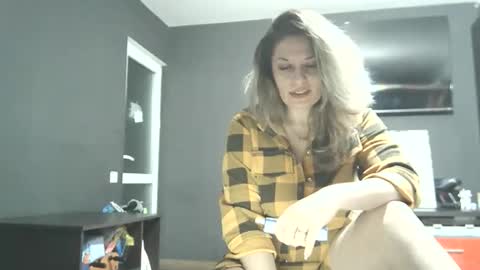 lionessmom online show from 02-02-26, 09:57