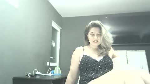 lionessmom online show from 02-15-26, 09:33