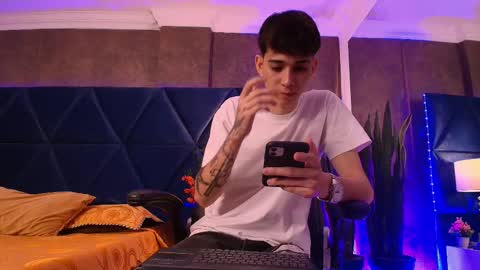 Snapshot of lionfoster chatting on 12-03-25, 07:34 LION FOSTER online show from 12-03-25, 07:34