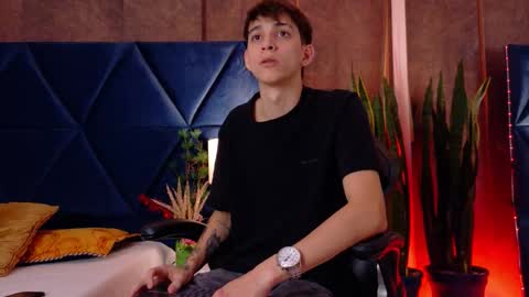 Snapshot of lionfoster chatting on 12-13-25, 10:04 LION FOSTER online show from 12-13-25, 10:04