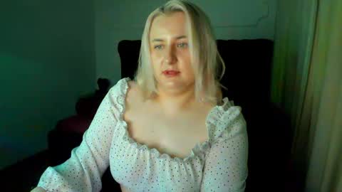 LioraArdyn online show from 04-02-26, 05:27