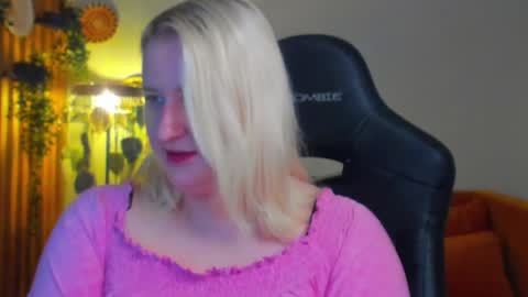 LioraArdyn online show from 04-29-26, 05:22