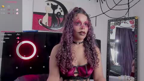 Snapshot of lips_sarasofia chatting on 10-19-25, 11:05 lips_sarasofia online show from 10-19-25, 11:05