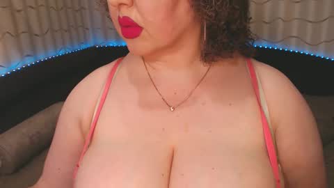 LIpsAddiction online show from 02-02-25, 09:23