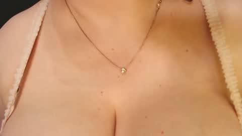 LIpsAddiction online show from 11-05-25, 11:38