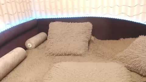 LIpsAddiction online show from 11-24-25, 02:50