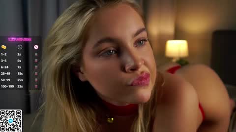 Amelia online show from 12-25-24, 04:12